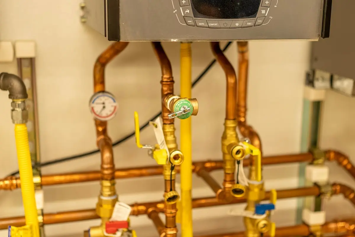 Licensed technician providing Emergency Plumbing for a homeowner in Commerce